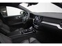 Volvo V60 T6 Plug-in hybrid AWD Plus Dark | Trekhaak | Rondomzicht camera | Verwarmbare voorstoelen + achterbank | Premium audio by Harman Kardon | Verwarmbaar stuurwiel + voorruit