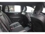 Volvo V60 T6 Plug-in hybrid AWD Plus Dark | Trekhaak | Rondomzicht camera | Verwarmbare voorstoelen + achterbank | Premium audio by Harman Kardon | Verwarmbaar stuurwiel + voorruit