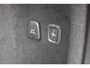 Volvo V60 T6 Plug-in hybrid AWD Plus Dark | Trekhaak | Rondomzicht camera | Verwarmbare voorstoelen + achterbank | Premium audio by Harman Kardon | Verwarmbaar stuurwiel + voorruit