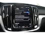 Volvo V60 T6 Plug-in hybrid AWD Plus Dark | Trekhaak | Rondomzicht camera | Verwarmbare voorstoelen + achterbank | Premium audio by Harman Kardon | Verwarmbaar stuurwiel + voorruit