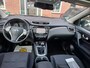 Nissan Qashqai 1.2 N-Connecta. Goed onderhouden en luxe. O.a. navi, pano, cruise, 360 camera, trekhaak. Boekjes aanwezig.