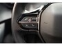 Peugeot e-2008 EV Allure 50 kWh 3-fase [ LED Navi Camera Keyless ]