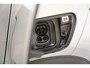 Peugeot e-2008 EV Allure 50 kWh 3-fase [ LED Navi Camera Keyless ]