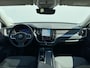 Volvo XC60 2.0 T6 Plug-in hybrid 350 pk AWD Core Bright | Pano | El. a. klep | Camera | LED | 18" | Keyless entry | Google Maps Navi |