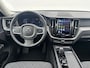 Volvo XC60 2.0 T6 Plug-in hybrid 350 pk AWD Core Bright | Pano | El. a. klep | Camera | LED | 18" | Keyless entry | Google Maps Navi |