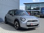 MINI Cooper Mini 1.5 C Pano/Camera/Apple/Leder 2e Paasdag geopend van 12:00 tot 16:00 uur