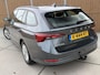 Skoda Octavia Combi 1.0 TSI Business Edition Trekhaak afneembaar | Elektrisch bedienbare achterklep | LED verlichting | Climate & cruise control | Navigatiesysteem | Apple CarPlay/Android Auto | Parkeersensoren voor en achter