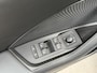 Skoda Octavia Combi 1.0 TSI Business Edition Trekhaak afneembaar | Elektrisch bedienbare achterklep | LED verlichting | Climate & cruise control | Navigatiesysteem | Apple CarPlay/Android Auto | Parkeersensoren voor en achter