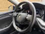 Skoda Octavia Combi 1.0 TSI Business Edition Trekhaak afneembaar | Elektrisch bedienbare achterklep | LED verlichting | Climate & cruise control | Navigatiesysteem | Apple CarPlay/Android Auto | Parkeersensoren voor en achter