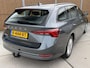 Skoda Octavia Combi 1.0 TSI Business Edition Trekhaak afneembaar | Elektrisch bedienbare achterklep | LED verlichting | Climate & cruise control | Navigatiesysteem | Apple CarPlay/Android Auto | Parkeersensoren voor en achter