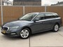 Skoda Octavia Combi 1.0 TSI Business Edition Trekhaak afneembaar | Elektrisch bedienbare achterklep | LED verlichting | Climate & cruise control | Navigatiesysteem | Apple CarPlay/Android Auto | Parkeersensoren voor en achter