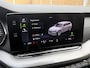 Skoda Octavia Combi 1.0 TSI Business Edition Trekhaak afneembaar | Elektrisch bedienbare achterklep | LED verlichting | Climate & cruise control | Navigatiesysteem | Apple CarPlay/Android Auto | Parkeersensoren voor en achter