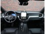 Volvo XC60 T8 AWD Ultra Black Edition | Pano - Trekhaak - HUD