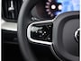 Volvo XC60 T8 AWD Ultra Black Edition | Pano - Trekhaak - HUD