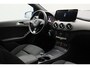 Mercedes-Benz B-klasse 180 Ambition 2016 | Cruise Control | Airco | Navigatie | Carplay | Stoelverwarming | Stuurwiel Multifunctioneel | 2 Sleutels | Elektrisch Inklapbare Spiegels | LED | Parkeersensoren