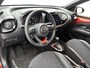 Toyota Aygo X 1.0 VVT-i S-CVT Automaat Envy Bi-Tone | Parkeersensoren V+A | Groot Navigatie |