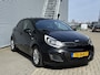 Kia Rio 1.2 CVVT 2e Paasdag geopend van 12:00 tot 16:00 uur