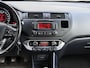Kia Rio 1.2 CVVT 2e Paasdag geopend van 12:00 tot 16:00 uur