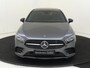 Mercedes-Benz A-klasse 180 Business Solution AMG / Panorama-dak / Achteruitrijcamera /