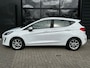Ford Fiesta 1.0 Titanium | STUUR, STOEL EN VOORRUITVERWARMING| NAVIGATIE + APPLE CARPLAY/ANDROID AUTO| PARKEERSENSOREN| KEYLESS| LED| DAB|