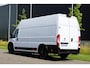 Peugeot Boxer 2.2 BlueHDi 140 L4H3 Zwaar 3.5t |Topstaat |EURO6D |1e eigenaar |Betimmering |Camera |Cruise |Navi |Climate |Lederen stuur |Carplay |Bluetooth |3500 KG |Heavy