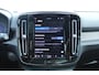 Volvo XC40 Recharge Pro | Panoramadak | Verwarmbare voorstoelen en stuurwiel | Adaptieve cruise control | Rondom zichtcamera | Warmtepomp | Apple carplay/Android auto
