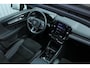 Volvo XC40 Recharge Pro | Panoramadak | Verwarmbare voorstoelen en stuurwiel | Adaptieve cruise control | Rondom zichtcamera | Warmtepomp | Apple carplay/Android auto