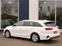 Kia Ceed Sw 1.0 T-GDi 100pk DynamicPlusLine I Navigatie | Stoel & Stuurverw. I Elektrische achterklep I Half Leer I Keyless entry I Parkeerhulp voor en achter I