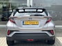 Toyota C-HR / C-HR+ 1.8 Hybrid Bi-Tone | Leder | Stoelverwarming | Zomer + winterbanden | Parkeersensoren voor en achter | Toyota Garantie tot 2028!