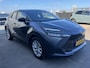 Toyota C-HR / C-HR+ 1.8 Hybrid 140 Active NL-auto, 1e eign. Dodehoek detectie, keyless start, navigatie Apple CarPlay/Android Auto, adaptieve cruise control, achteruitrij camera