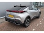 Toyota C-HR / C-HR+ 2.0 Plug-in Hybrid 220 Dynamic / Camera / Stoel en stuurverwarming / Dodehoekassistent /