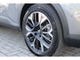 Citroën C4 C4 1.2 HYbrid 145PK MAX | HEAD UP DISPLAY | CAMERA VOOR + ACHTER | NAVIGATIE | DRAADLOZE TELEFOONLADER | FULL LED KOPLAMPEN | DRAADLOZE APPLE CARPLAY/ANDROID AUTO | 18" LICHTMETALEN VELGEN | ADAPTIVE CRUISE CONTROL | CLIMATE CONTROL | LEDEREN BEKLEDING | DAB+ RADIO | KEYLESS ENTRY/START |