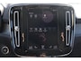Volvo XC40 2.0 B4 Inscription | 360 Graden Camera | Parkeersensoren | Keyless Entry | Elektrische Achterklep | Elektrisch Verstelbare Voorstoelen | LED Koplampen Adaptief | Cruise Control Adaptief | Navigatie | Apple Carplay | Android Auto