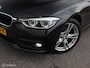 BMW 3-Serie 318i EXE H6 Navigatie Full Led 18"Velgen DonkerGlas Chroom DonkerGlas Schitterend