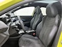 Peugeot e-208 EV GT 51 kWh 156pk | Accu SOH 97,5% | 410km WLTP Actieradius | Navigatie | Panoramadak | Rondomzichtcamera | Adaptieve cruise control | Leder/Alcantara | Stoel elektrisch+verwarmd+massage | Full Led koplampen | Climate Control | Parkeersensoren v+a | Keyless | Draadloze Apple Carplay / Android Auto | Dodehoeksensor | Donker getint glas | 17" lichtmetalen velgen |