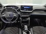 Peugeot e-208 EV GT 51 kWh 156pk | Accu SOH 97,5% | 410km WLTP Actieradius | Navigatie | Panoramadak | Rondomzichtcamera | Adaptieve cruise control | Leder/Alcantara | Stoel elektrisch+verwarmd+massage | Full Led koplampen | Climate Control | Parkeersensoren v+a | Keyless | Draadloze Apple Carplay / Android Auto | Dodehoeksensor | Donker getint glas | 17" lichtmetalen velgen |