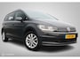 Volkswagen Touran 1.4 TSI 150 PK H6 7PERSOONS Carplay Trekhaak Stoelverwarming DonkerGlas