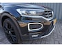 Volkswagen T-Roc 1.5 TSI Style Business Nav.Cruise.Pano.Clima.Pdc.19"Velgen
