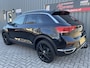 Volkswagen T-Roc 1.5 TSI Style Business Nav.Cruise.Pano.Clima.Pdc.19"Velgen