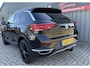 Volkswagen T-Roc 1.5 TSI Style Business Nav.Cruise.Pano.Clima.Pdc.19"Velgen
