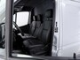 Mercedes-Benz Sprinter 319 CDI L2 H1 | AUT. | Select | Distronic | 3500 KG Trekhaak | 17" Lichtmetalen Wielen | Navigatie | Parkeercamera | LED Koplampen | Certified