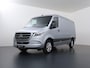 Mercedes-Benz Sprinter 319 CDI L2 H1 | AUT. | Select | Distronic | 3500 KG Trekhaak | 17" Lichtmetalen Wielen | Navigatie | Parkeercamera | LED Koplampen | Certified