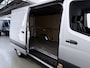 Mercedes-Benz Sprinter 319 CDI L2 H1 | AUT. | Select | Distronic | 3500 KG Trekhaak | 17" Lichtmetalen Wielen | Navigatie | Parkeercamera | LED Koplampen | Certified