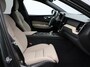 Volvo XC60 2.0 T6 Plug-in hybrid AWD Ultra Bright / Luchtvering / Panoramadak / 360 Camera / Head-Up Display / Getint Glas / Harman Kardon / Elektrische Stoelen / BLIS /