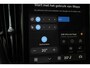 Volvo XC60 T6 Plug-in hybrid AWD Ultra Black Edition | Head-up display | Adaptive Cruise & Pilot Assist | Luchtvering | Panoramisch Schuif-/Kanteldak | 360-Camera | Harman Kardon Premium Audio | Draadloze Telefoonlader