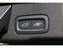 Volvo XC60 T6 Plug-in hybrid AWD Ultra Black Edition | Head-up display | Adaptive Cruise & Pilot Assist | Luchtvering | Panoramisch Schuif-/Kanteldak | 360-Camera | Harman Kardon Premium Audio | Draadloze Telefoonlader