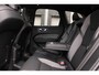 Volvo XC60 T6 Plug-in hybrid AWD Ultra Black Edition | Head-up display | Adaptive Cruise & Pilot Assist | Luchtvering | Panoramisch Schuif-/Kanteldak | 360-Camera | Harman Kardon Premium Audio | Draadloze Telefoonlader