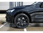 Volvo XC60 T6 Plug-in hybrid AWD Ultra Black Edition | Head-up display | Adaptive Cruise & Pilot Assist | Luchtvering | Panoramisch Schuif-/Kanteldak | 360-Camera | Harman Kardon Premium Audio | Draadloze Telefoonlader