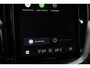 Volvo XC60 T6 Plug-in hybrid AWD Ultra Black Edition | Head-up display | Adaptive Cruise & Pilot Assist | Luchtvering | Panoramisch Schuif-/Kanteldak | 360-Camera | Harman Kardon Premium Audio | Draadloze Telefoonlader