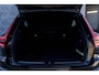 Volvo XC40 B4 Inscription | Navigatie | Adaptieve Cruise Control | Lederen Bekleding | 360° Parkeercamera | Stoel-/Stuur-/Voorruitverwarming | DAB | High Performance Audio | Elek. Stoelen | Memory | LED Koplampen | Apple CarPlay & Android Auto